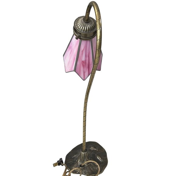 Vintage L&L WMC Tiffany Style Stained Glass Table Lamp MCM Pink - Lily Pad 19"H - Picture 8 of 13